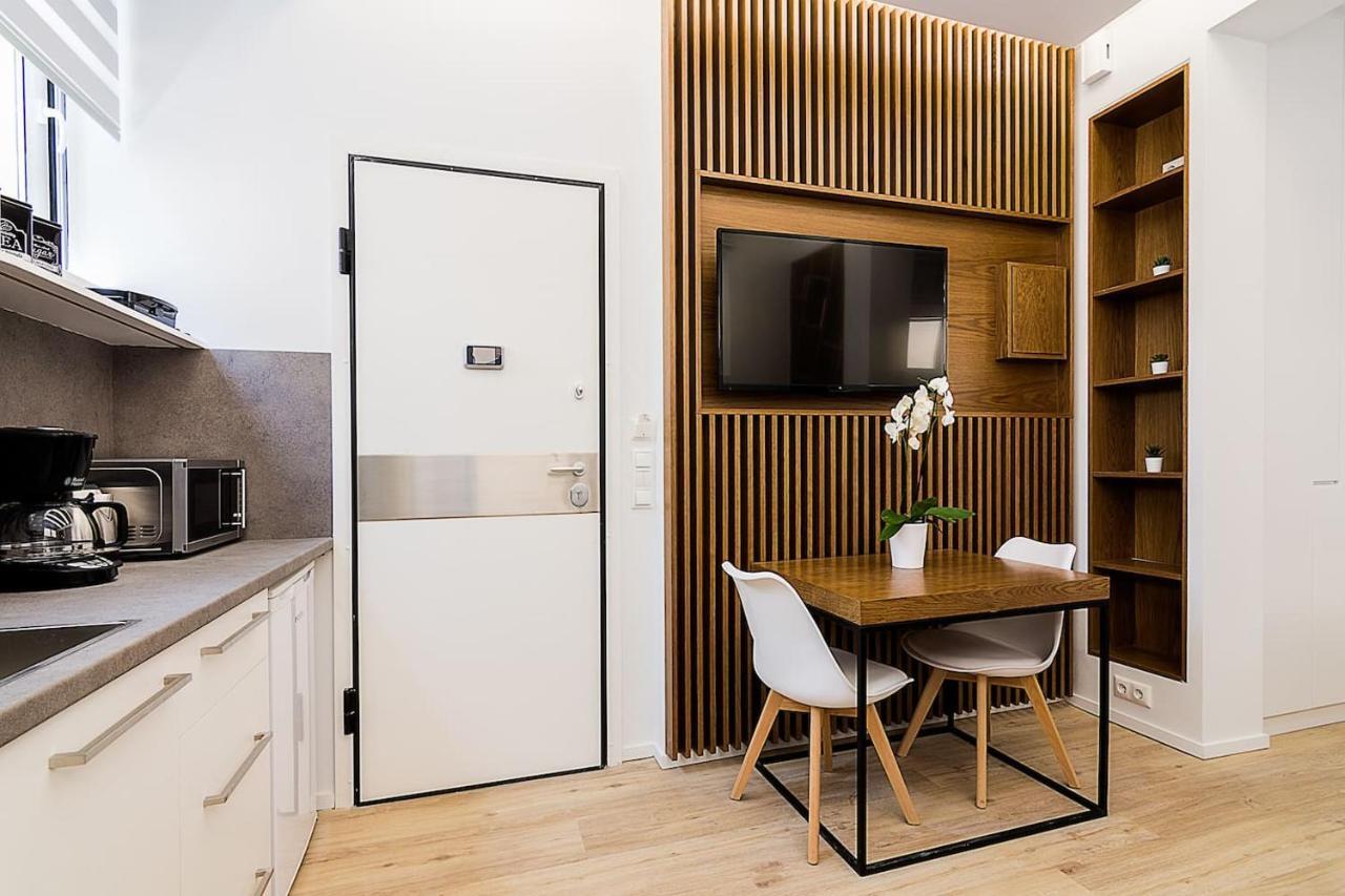 Brand New Flat For 4 Ppl Next To Syntagma Sq. Leilighet Athen Eksteriør bilde